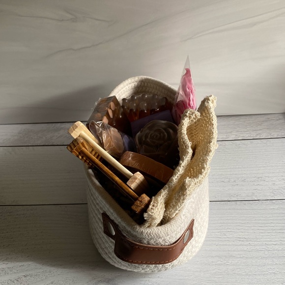 Soap Gift Basket, White Oval Woven Rope, Handmade Soaps ( PRICE IS FIRM ) - Picture 3 of 7
